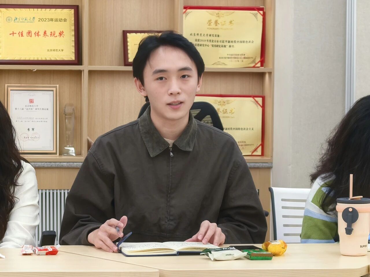微信图片_2025-11-27_140209_455.jpg